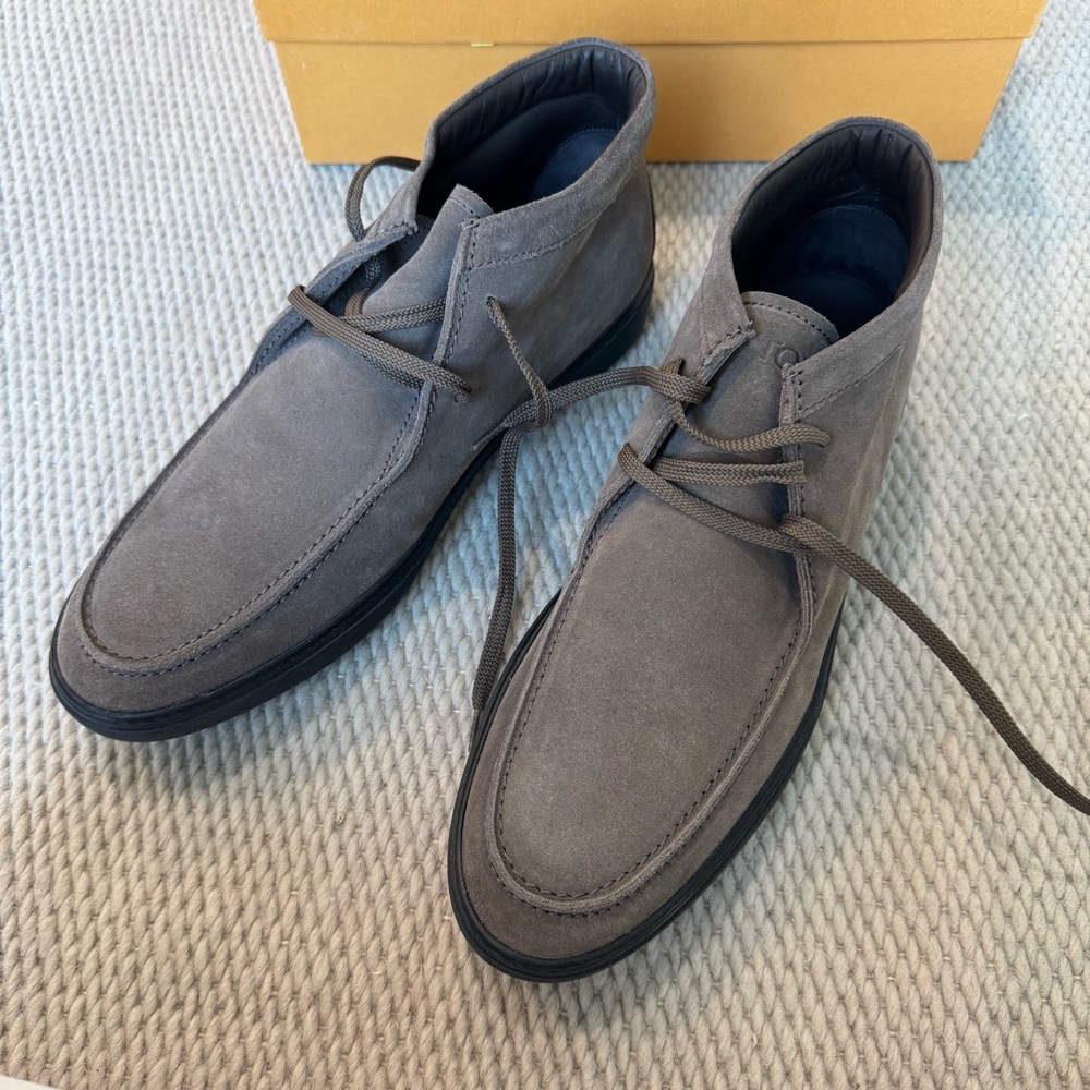 TODS Men's Gray Suede Ankle Boots